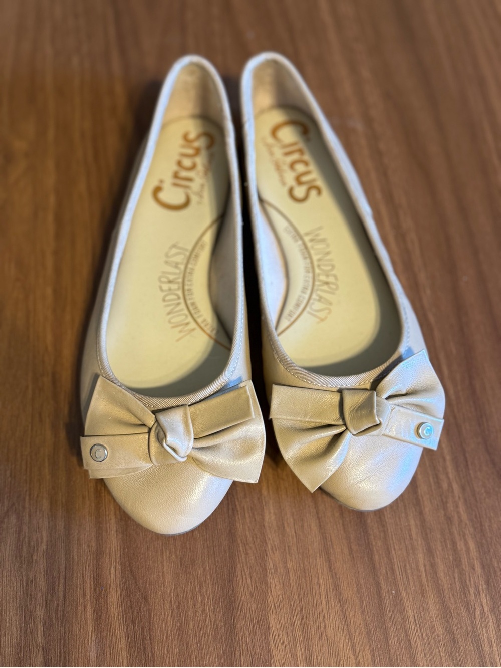 Circus by Sam Edelman Cream Bow Ballet Flats